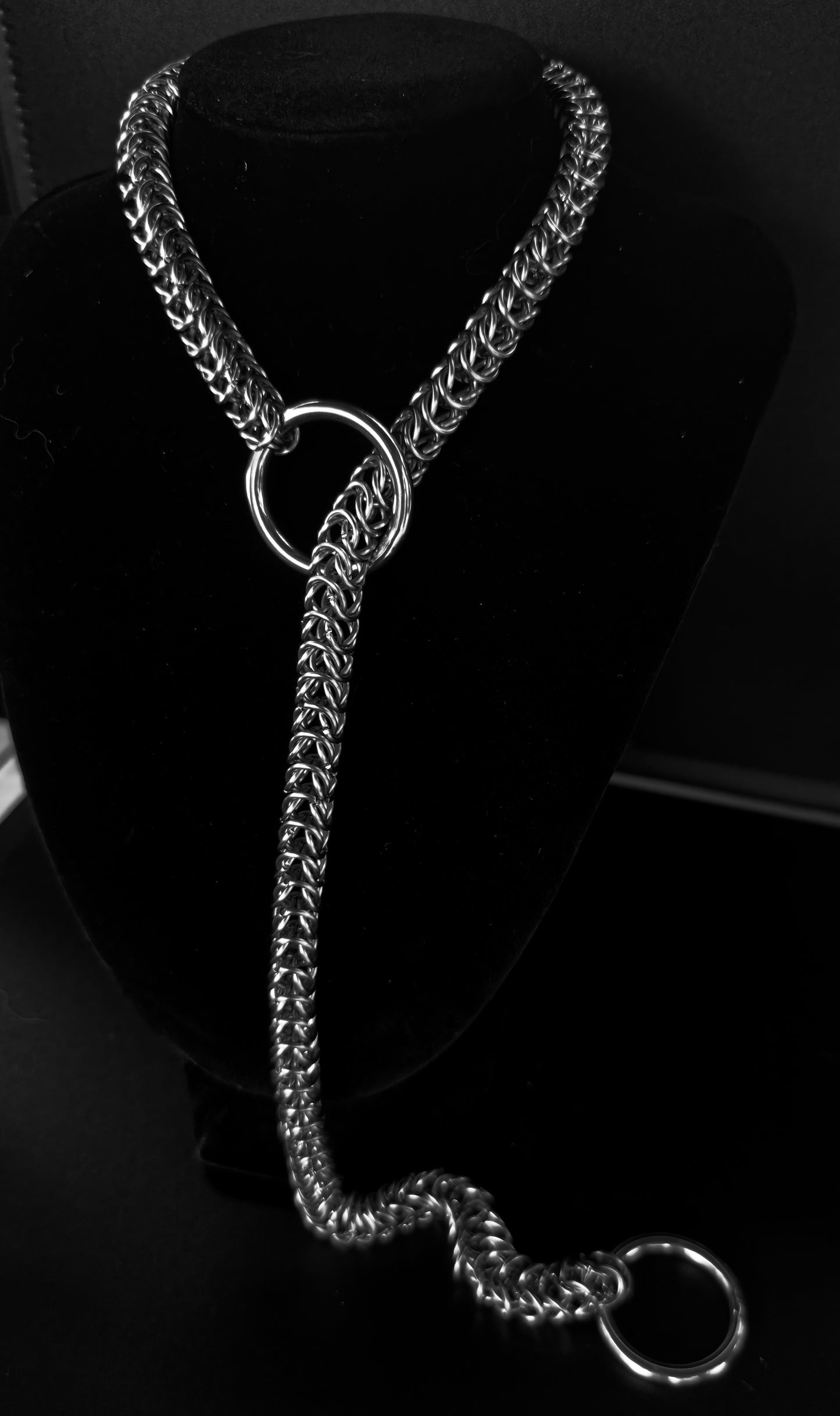 Bound Boxchain Pull Collar