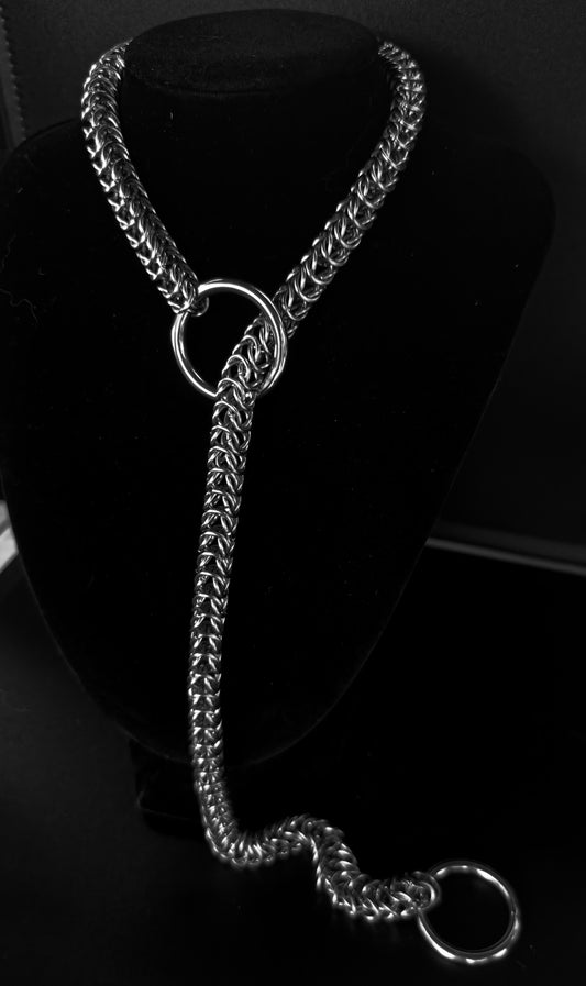 Bound Boxchain Pull Collar